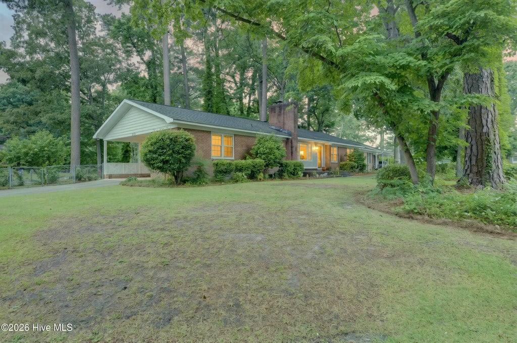 Photo of 202 Hardee Circle, Greenville, NC 27858 (MLS # 100578576)