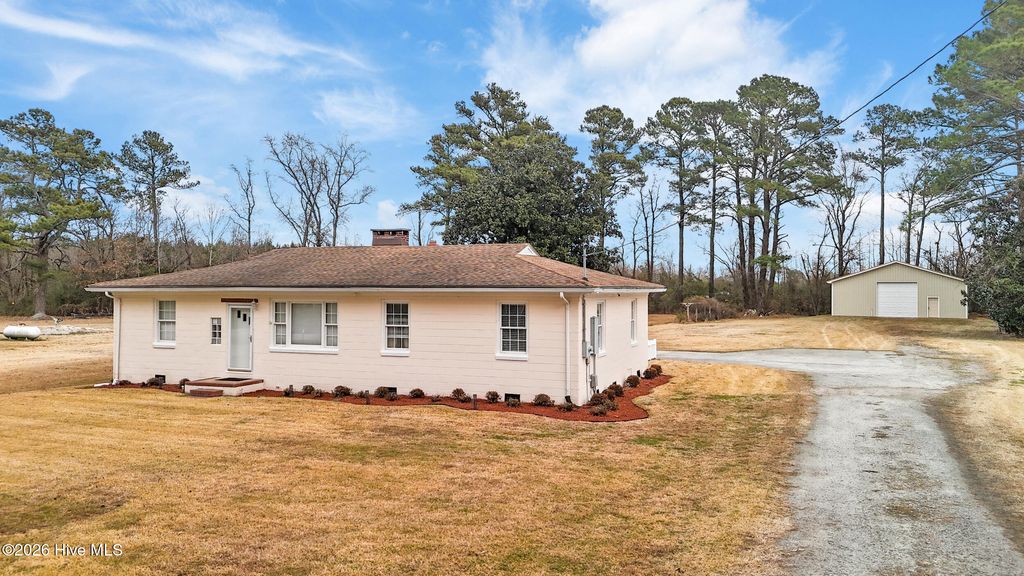 Photo of 680 Body Road, Elizabeth City, NC 27909 (MLS # 100548663)