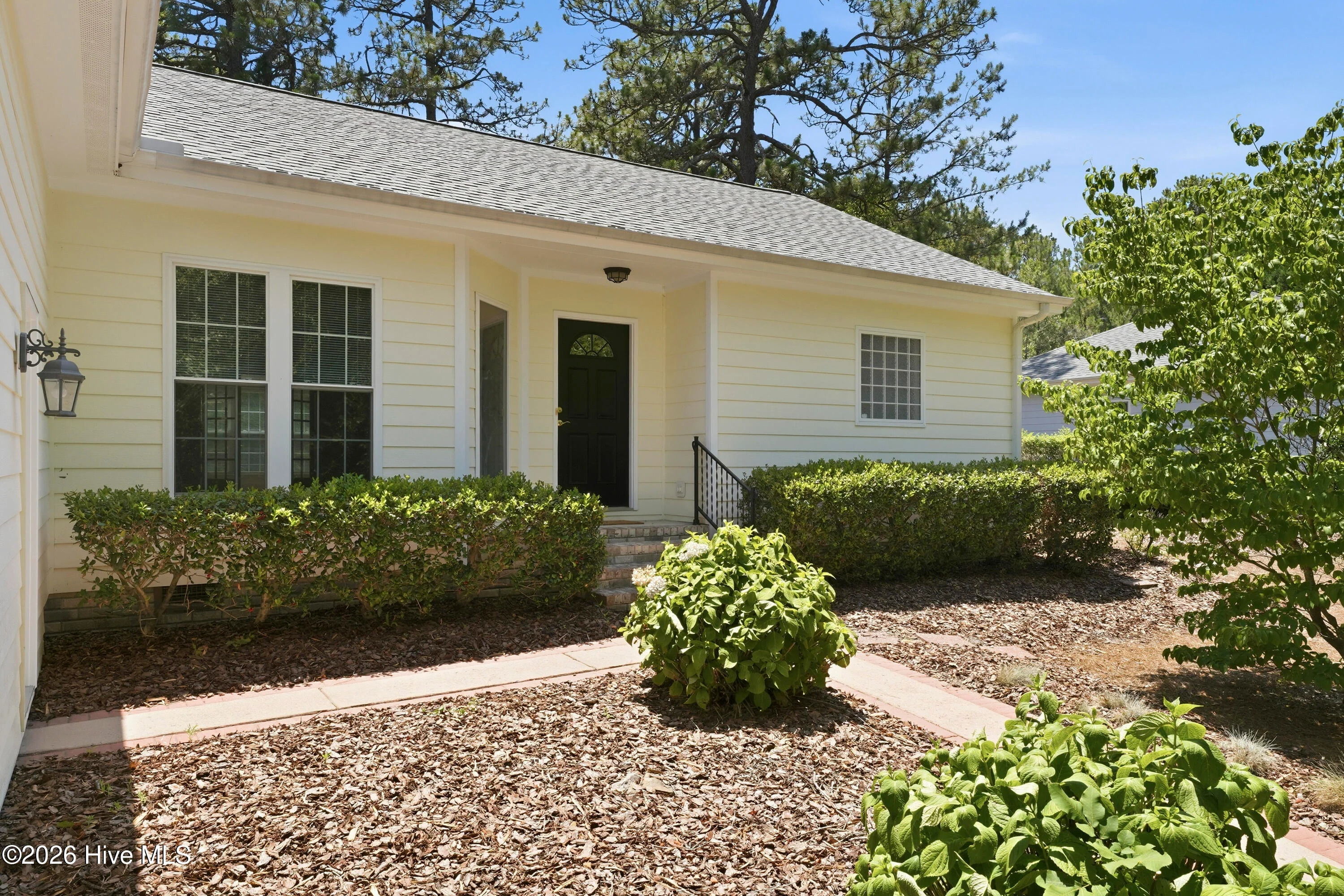 190 Canter Lane