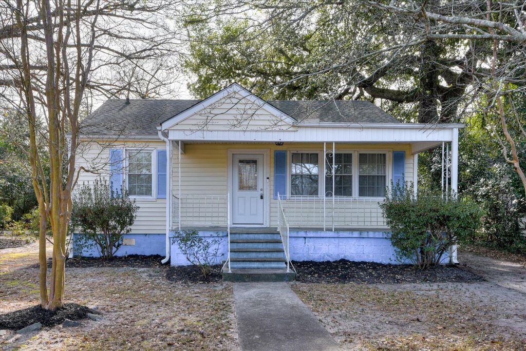 Photo of 303 Columbia Avenue, Aiken, SC 29801 (MLS # 553356)