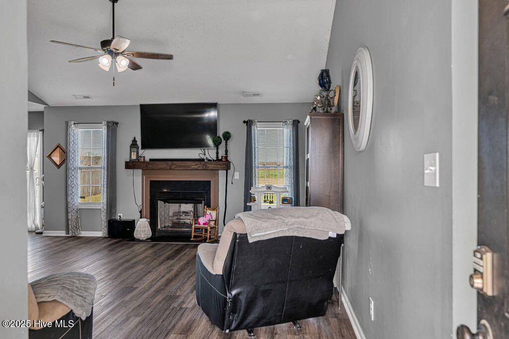 Photo of 202 Quarry Trail, Richlands, NC 28574 (MLS # 100533918)