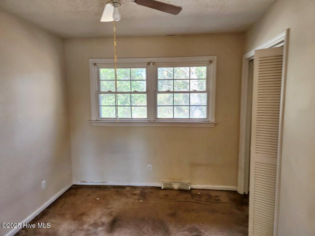 Photo of 1010 E 7th Street, Washington, NC 27889 (MLS # 100544736)