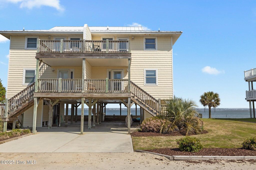 Photo of 2506 Emerald Drive #E, Emerald Isle, NC 28594 (MLS # 100563008)