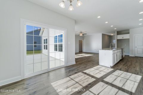 Tiny photo for 770 Regiment Road, Jacksonville, NC 28546 (MLS # 100556234)