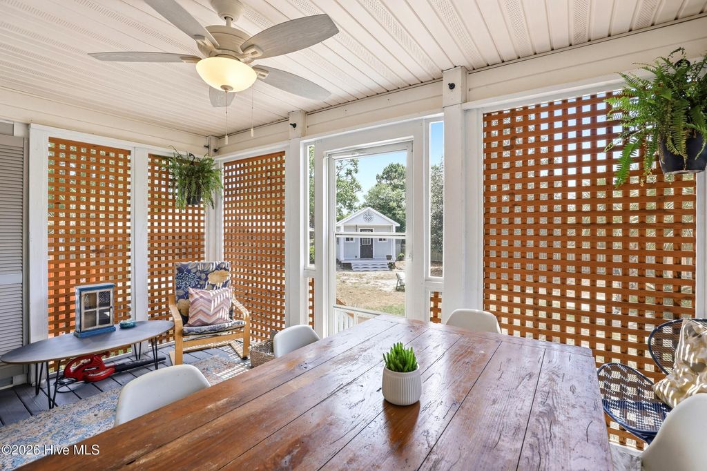 Photo of 8504 Lakeview Drive, Wilmington, NC 28412 (MLS # 100571990)