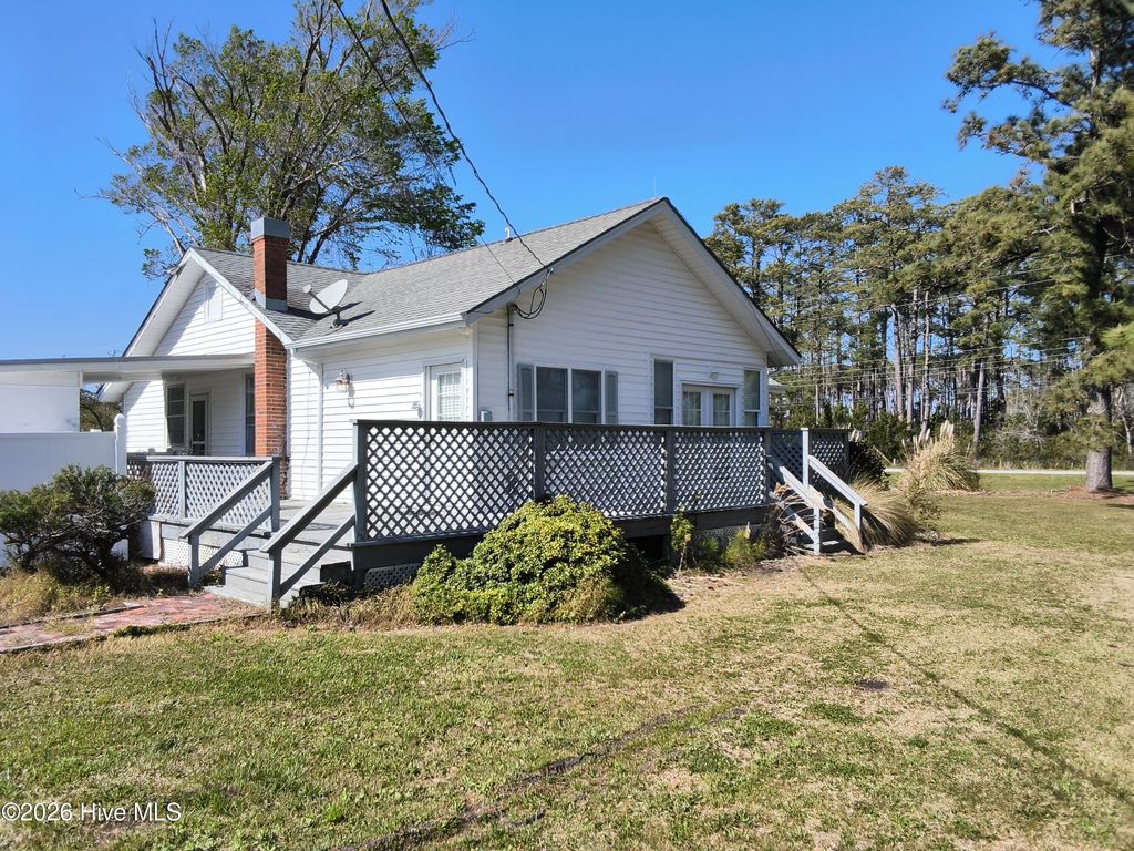 Photo of 104 Nelson Neck Road, Sea Level, NC 28577 (MLS # 100564028)
