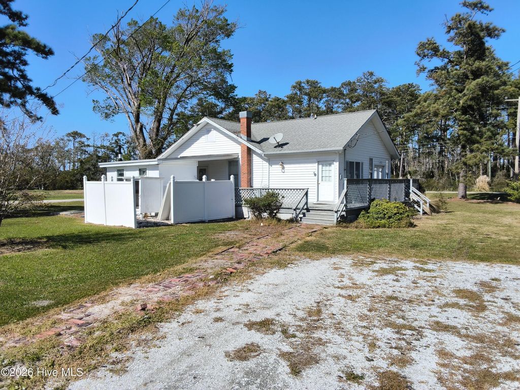 Photo of 104 Nelson Neck Road, Sea Level, NC 28577 (MLS # 100564028)