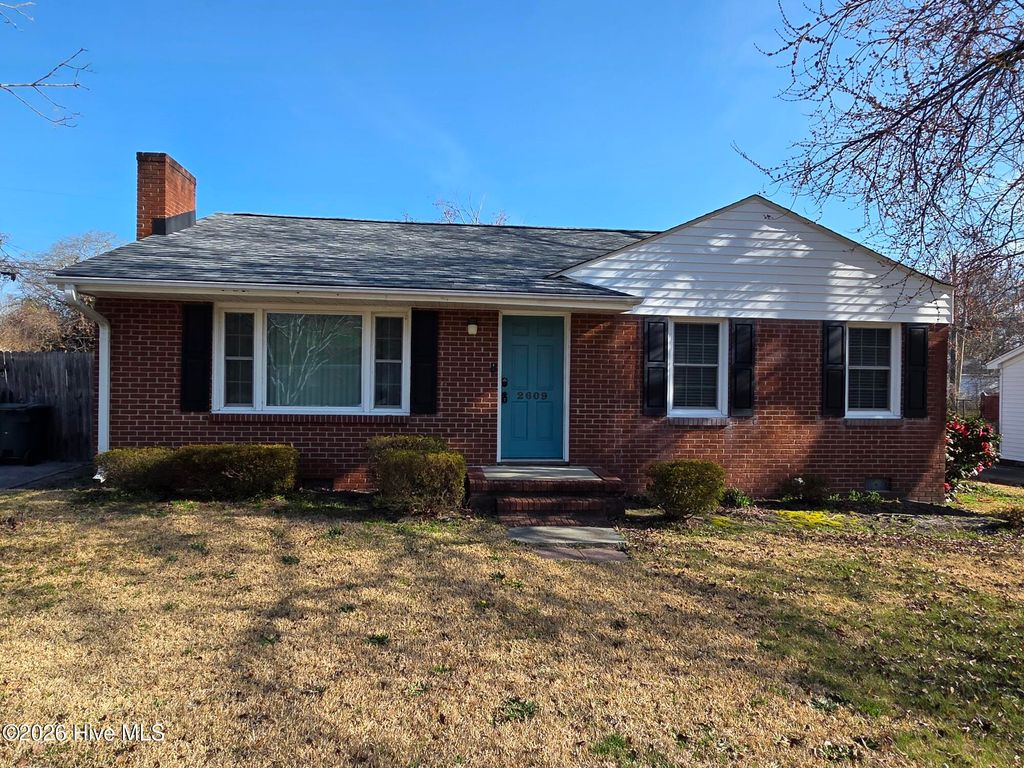 Photo of 2609 Crockett Drive, Greenville, NC 27858 (MLS # 100561713)