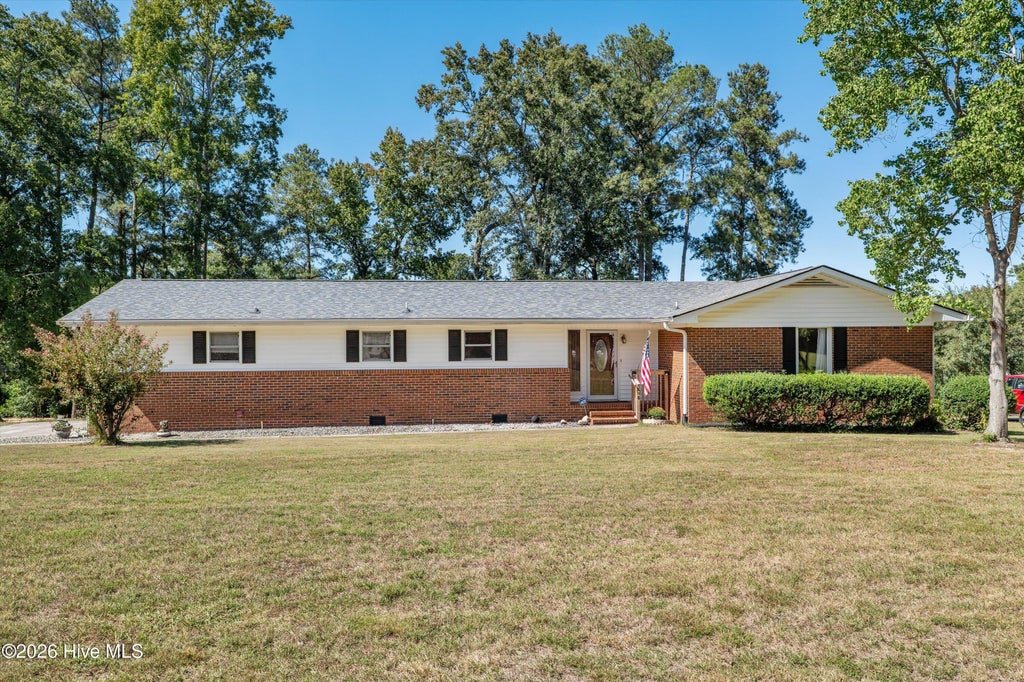 Photo of 8 Shaddohill Place, North Augusta, SC 29860 (MLS # 100607030)