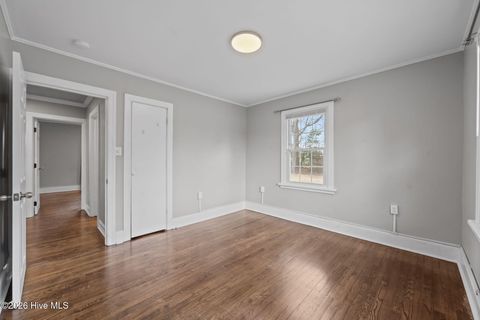 Tiny photo for 136 Elizabeth Street, Jacksonville, NC 28540 (MLS # 100555981)