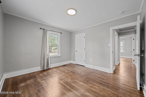 Tiny photo for 136 Elizabeth Street, Jacksonville, NC 28540 (MLS # 100555981)