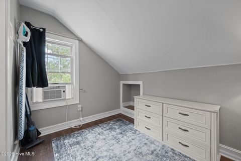 Tiny photo for 136 Elizabeth Street, Jacksonville, NC 28540 (MLS # 100555981)