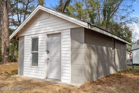 Tiny photo for 136 Elizabeth Street, Jacksonville, NC 28540 (MLS # 100555981)