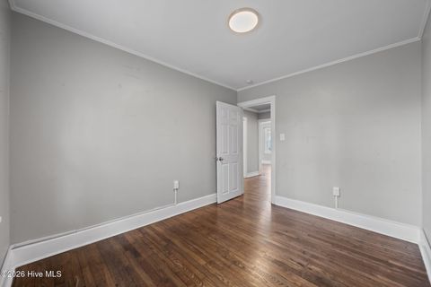 Tiny photo for 136 Elizabeth Street, Jacksonville, NC 28540 (MLS # 100555981)