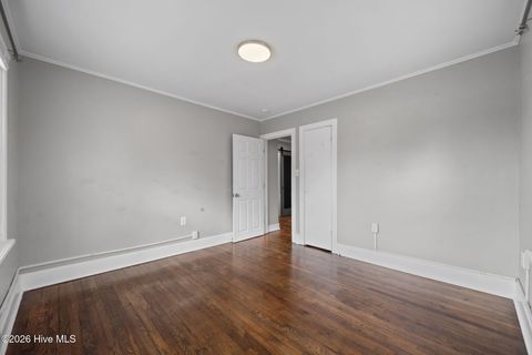 Tiny photo for 136 Elizabeth Street, Jacksonville, NC 28540 (MLS # 100555981)