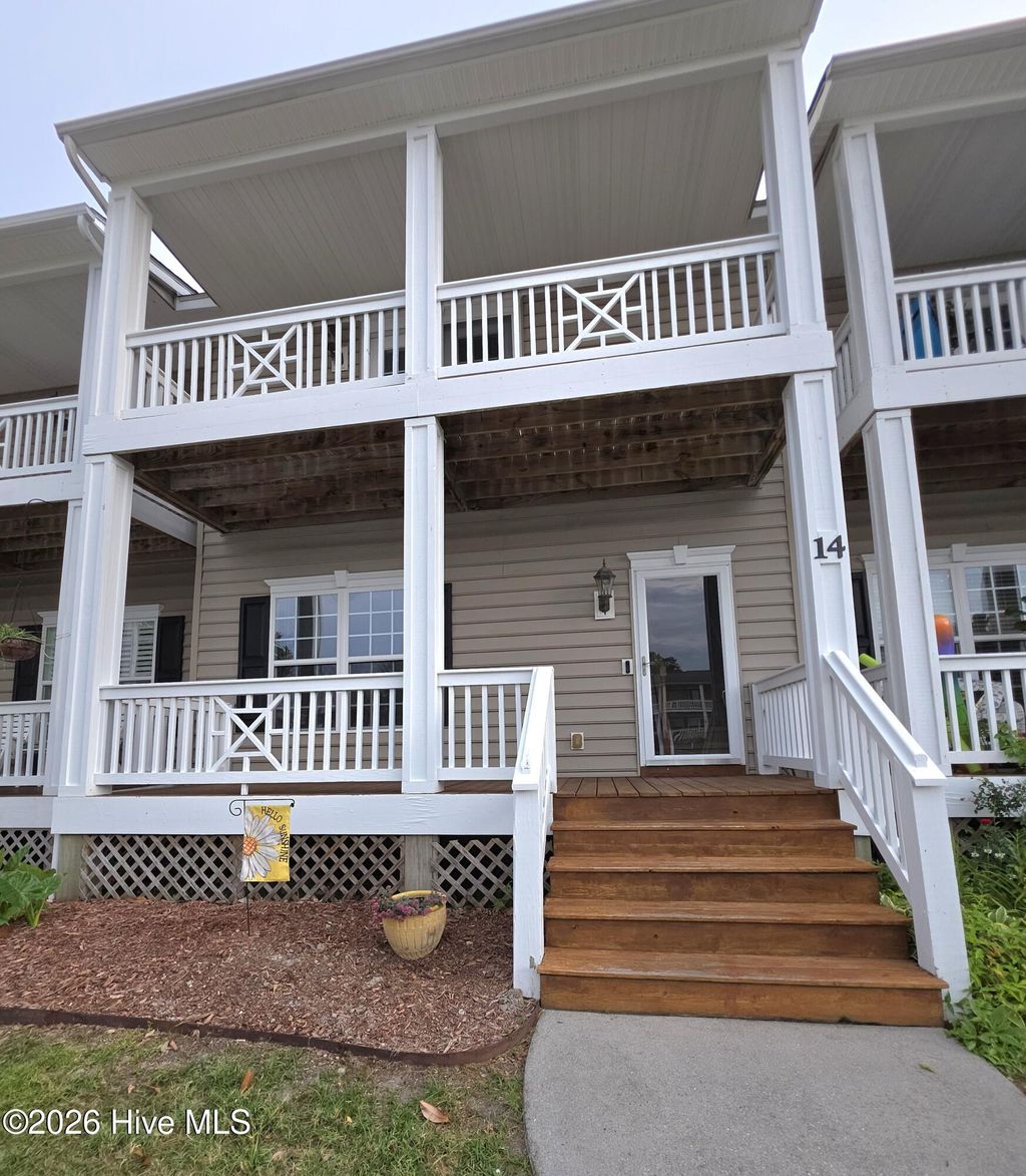 Photo of 14 Schooner Drive, Swansboro, NC 28584 (MLS # 100582840)