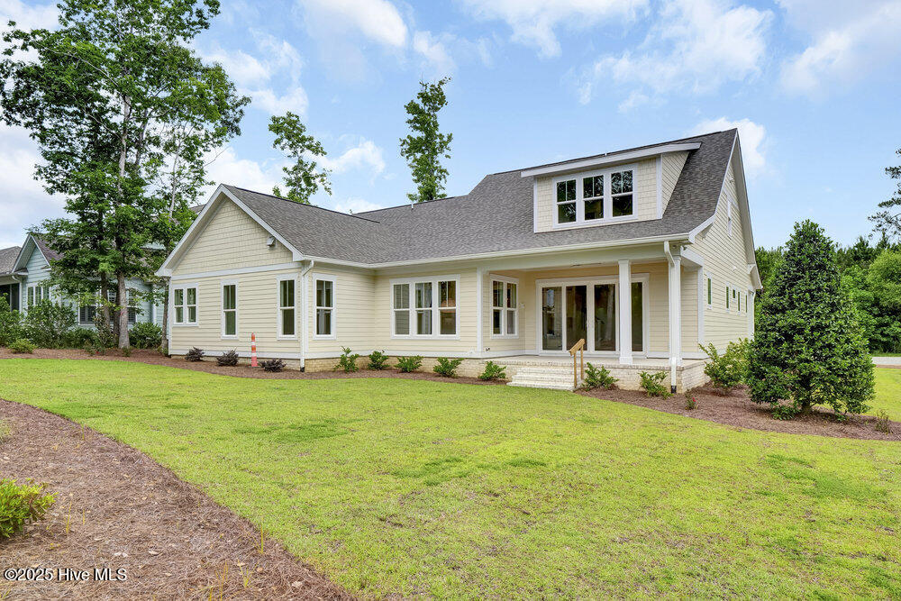 324 Grayhawk Circle