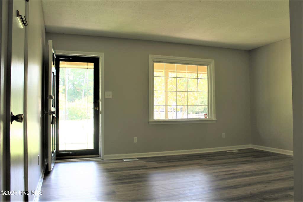Photo of 518 Brynn Marr Road, Jacksonville, NC 28546 (MLS # 100592155)