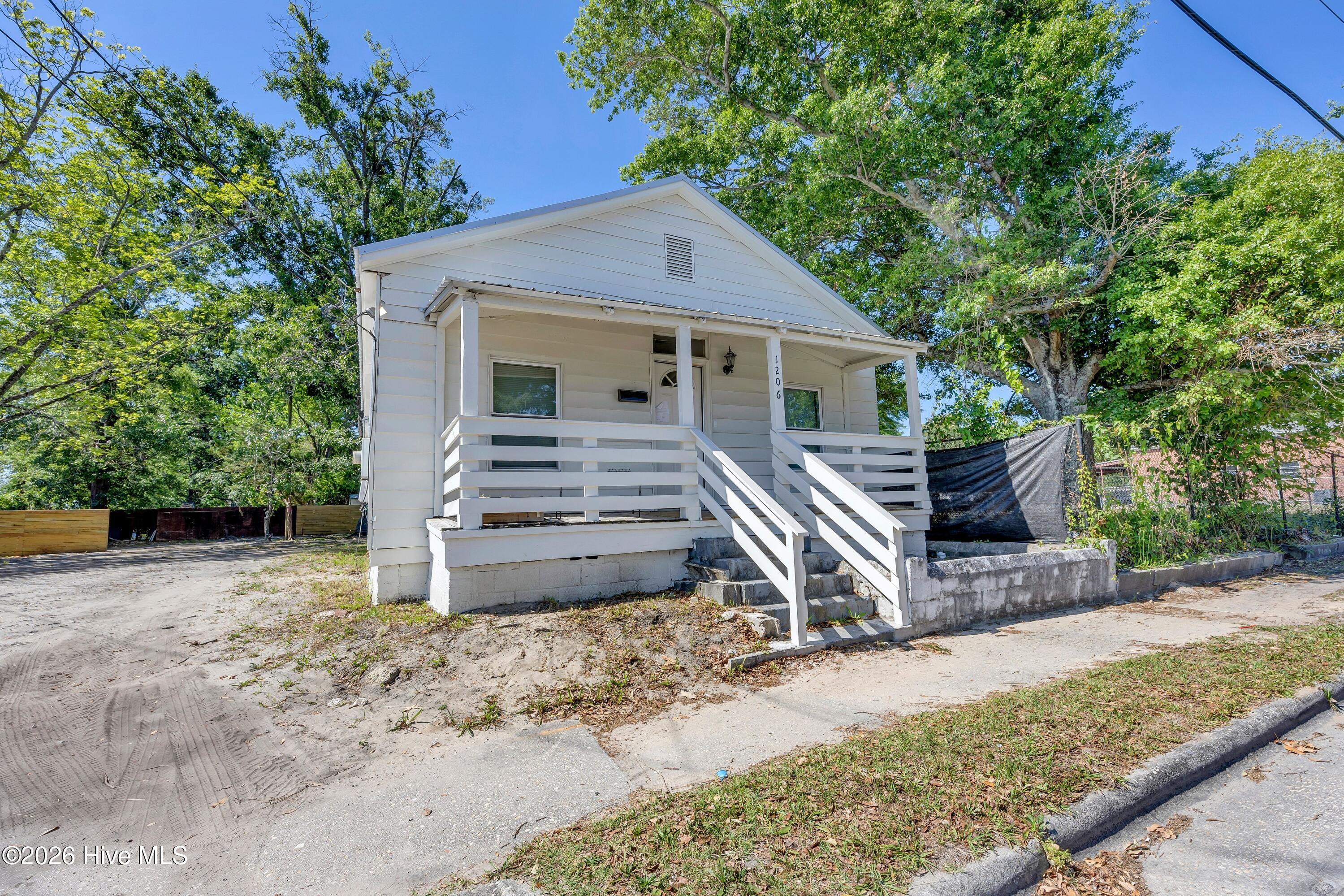 1206 Dawson Street