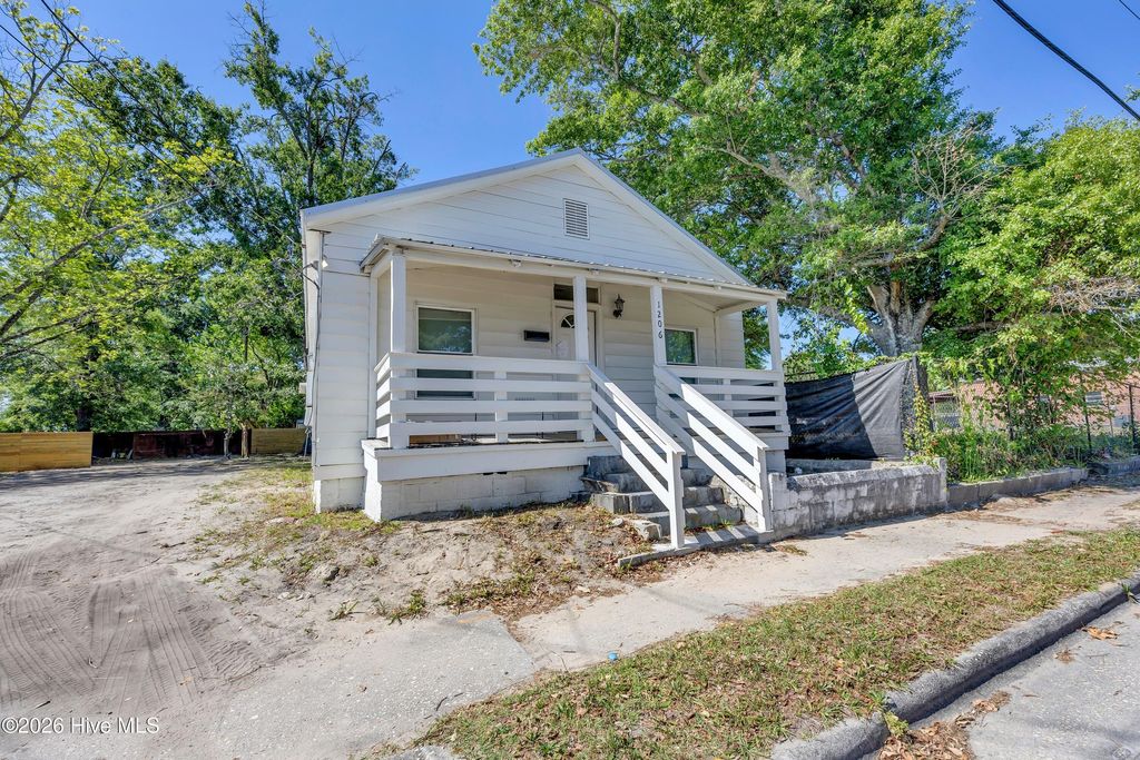Photo of 1206 Dawson Street, Wilmington, NC 28401 (MLS # 100575896)