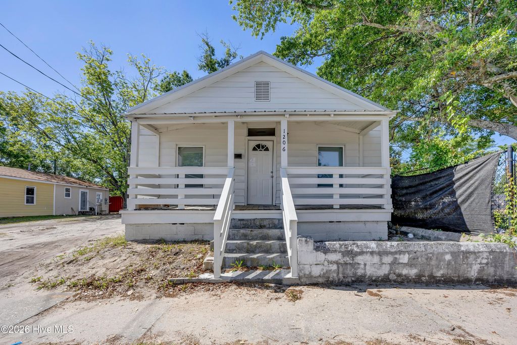 Photo of 1206 Dawson Street, Wilmington, NC 28401 (MLS # 100575896)