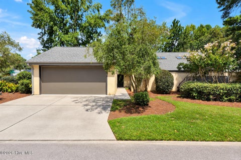 Townhouse For Sale - 1433 Villa Place<br/> Wilmington, NC 28409
