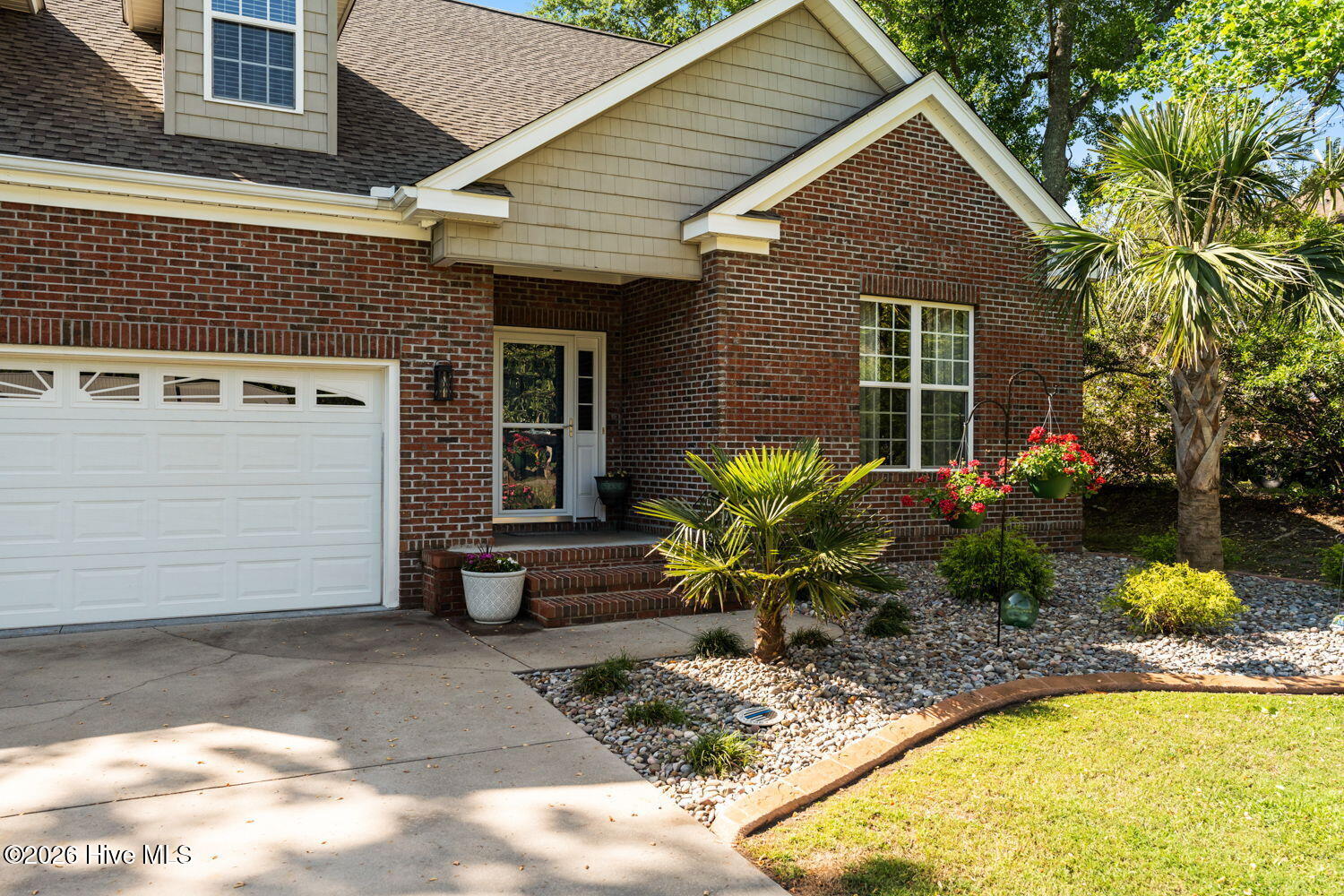 27 Country Club Drive