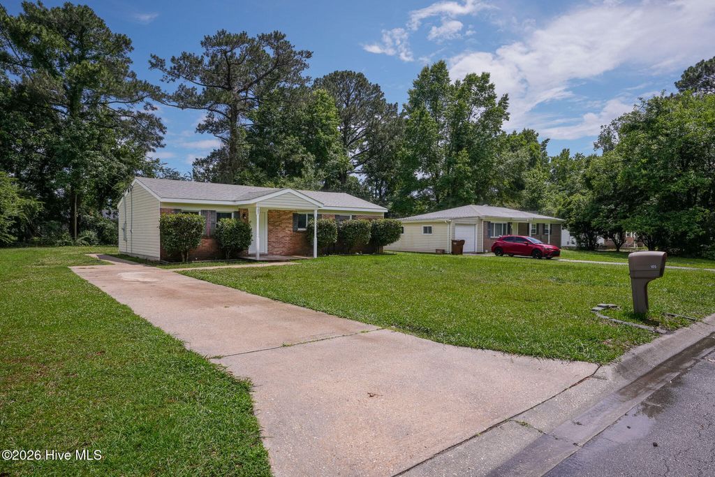 Photo of 105 Ramsey Drive, Jacksonville, NC 28540 (MLS # 100576786)
