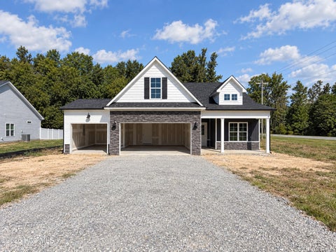 Homes For Sale - 20 Yardley Drive<br/> Johnston County, Smithfield, NC 27577