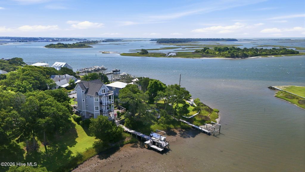 Photo of 106 Adrian Lane, Swansboro, NC 28584 (MLS # 100584120)