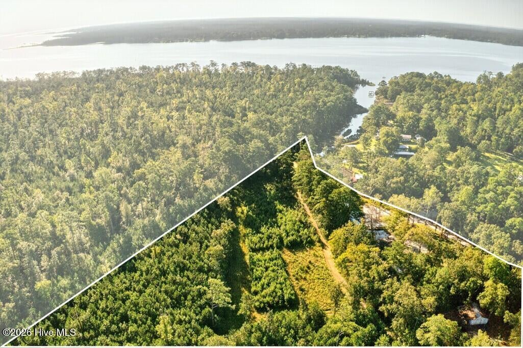 1402 Lynchs Beach Loop Road