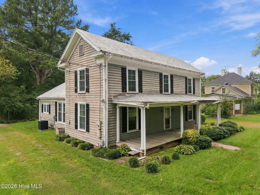 Photo of 101 S Chestnut Street, Woodland, NC 27897 (MLS # 100607404)