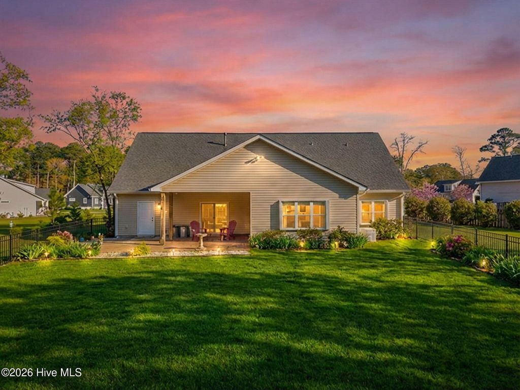 Photo of 5360 Glennfield Circle SE, Southport, NC 28461 (MLS # 100553384)