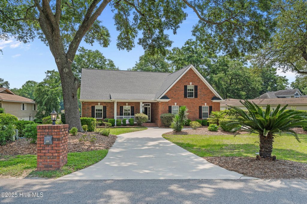 Photo of 550 Sunset Lakes Boulevard SW, Sunset Beach, NC 28468 (MLS # 100508973)