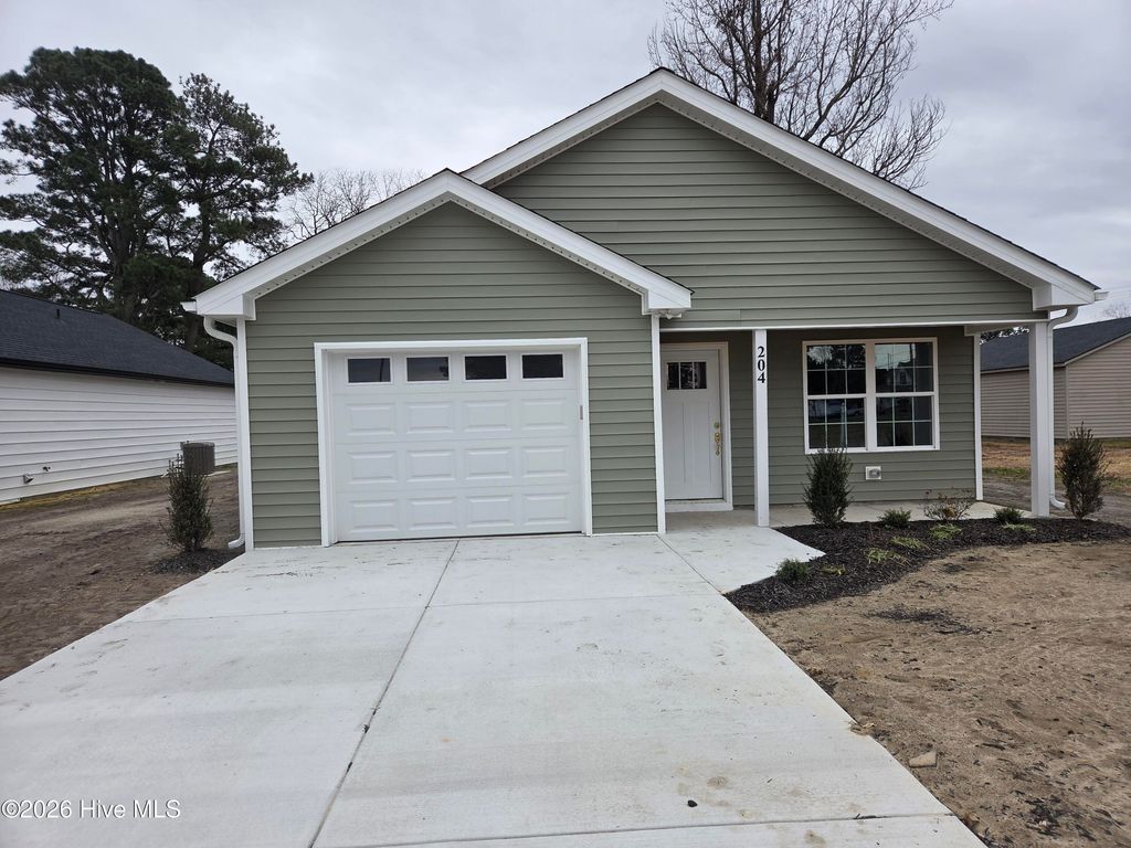 Photo of 204 King Avenue, Hertford, NC 27944 (MLS # 100525927)