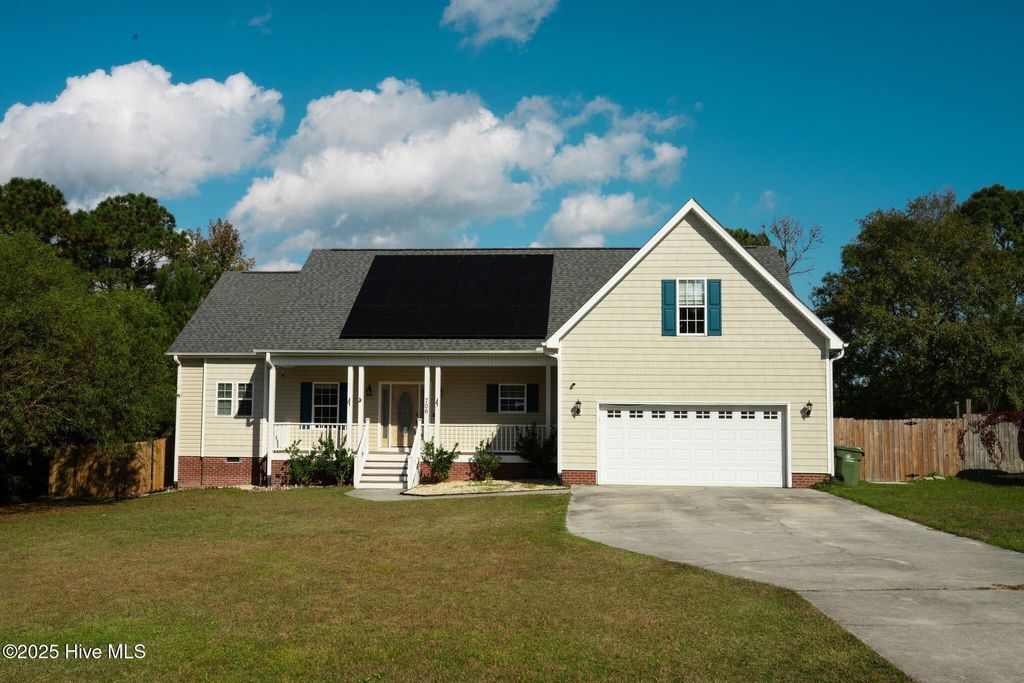 Photo of 706 Daniel Lindsey Court, Sneads Ferry, NC 28460 (MLS # 100525059)