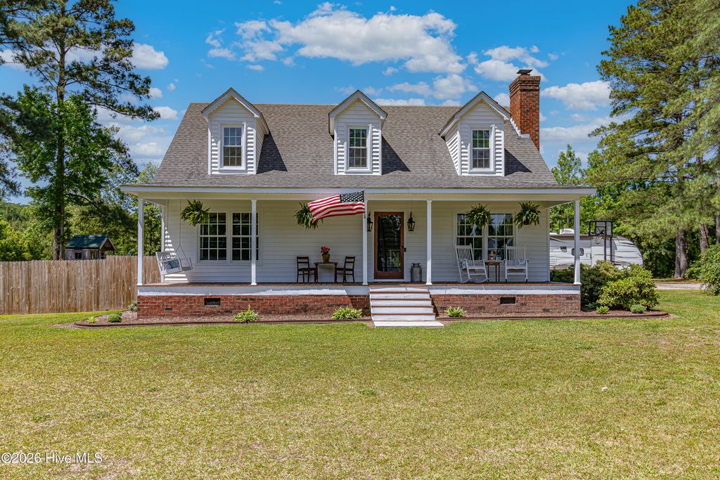 Photo of 1152 Nc 124, Macclesfield, NC 27852 (MLS # 100573930)