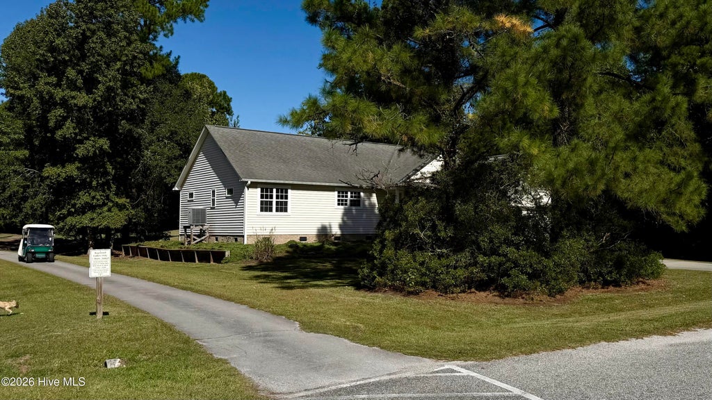 Photo of 1114 Barkentine Drive, New Bern, NC 28560 (MLS # 100611042)