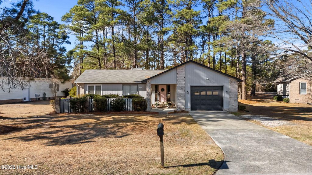 Photo of 1511 Caracara Drive, New Bern, NC 28560 (MLS # 100551177)