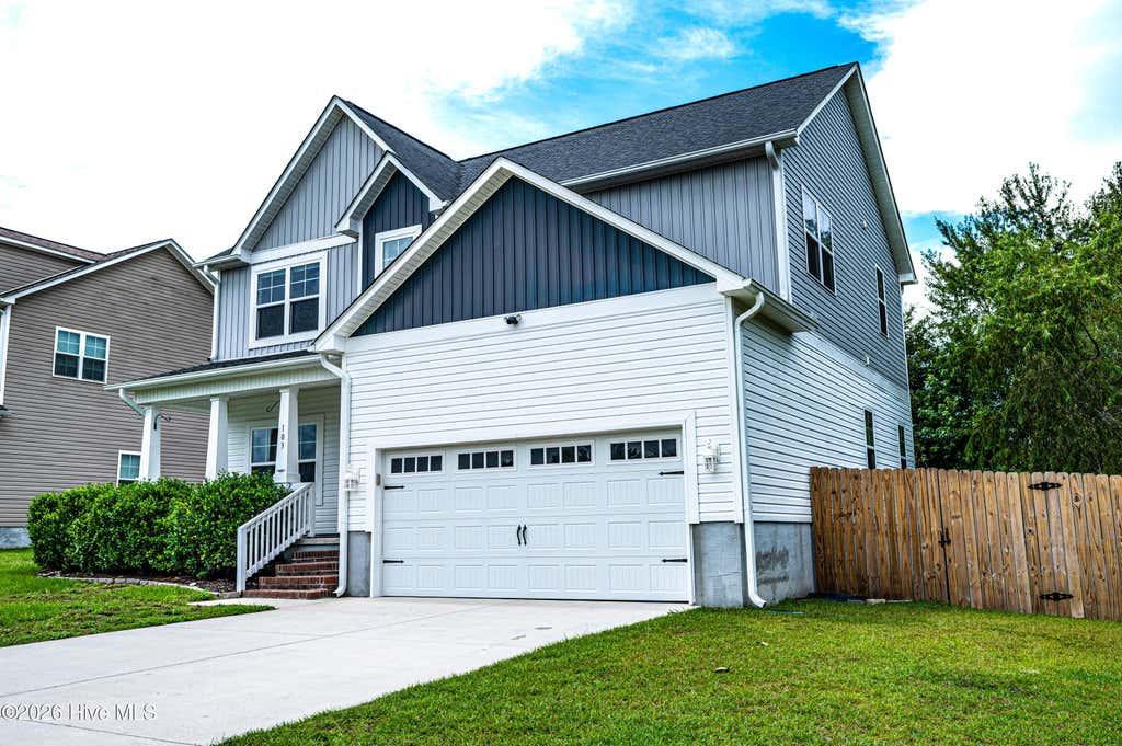 Photo of 103 Chestwood Court, Hubert, NC 28539 (MLS # 100595748)