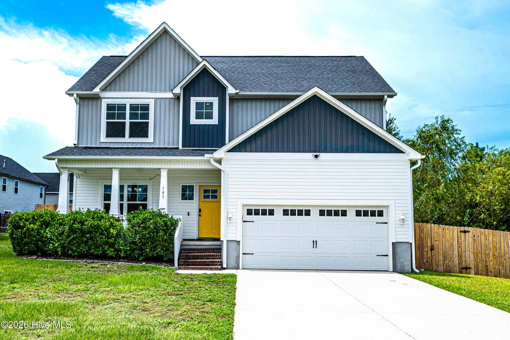 Photo of 103 Chestwood Court, Hubert, NC 28539 (MLS # 100595748)