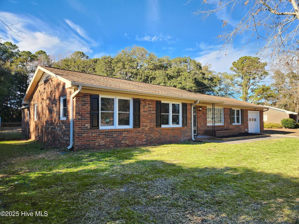 Photo of 116 Kelly Road, Wilmington, NC 28409 (MLS # 100545586)