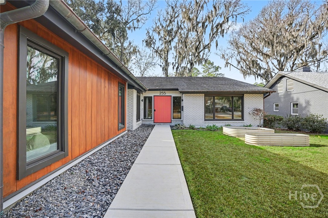 255 Kensington Drive