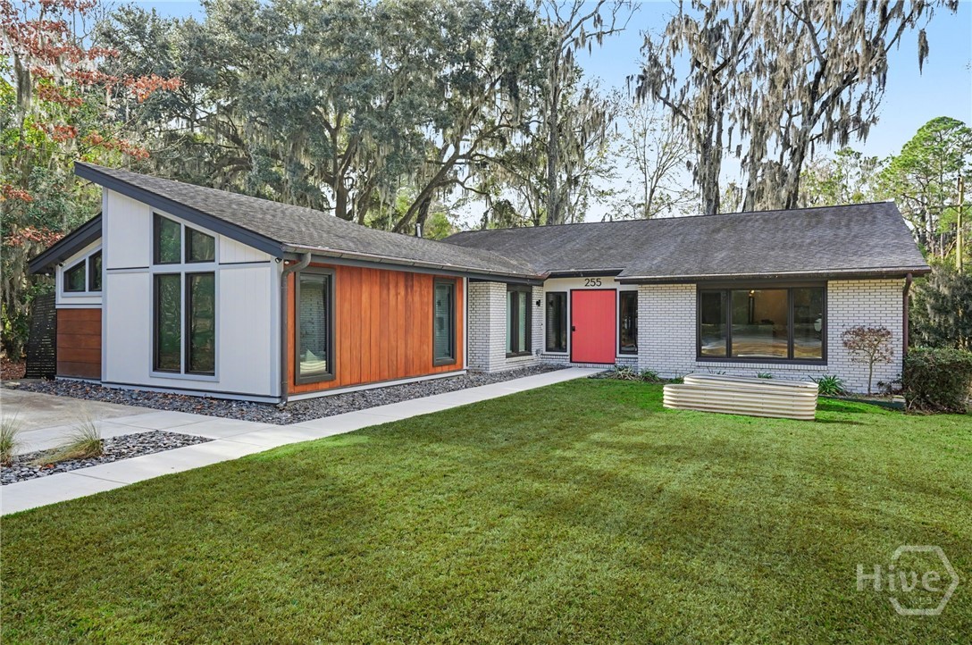 255 Kensington Drive