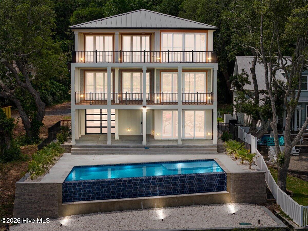 1711 Hemingway Drive SW