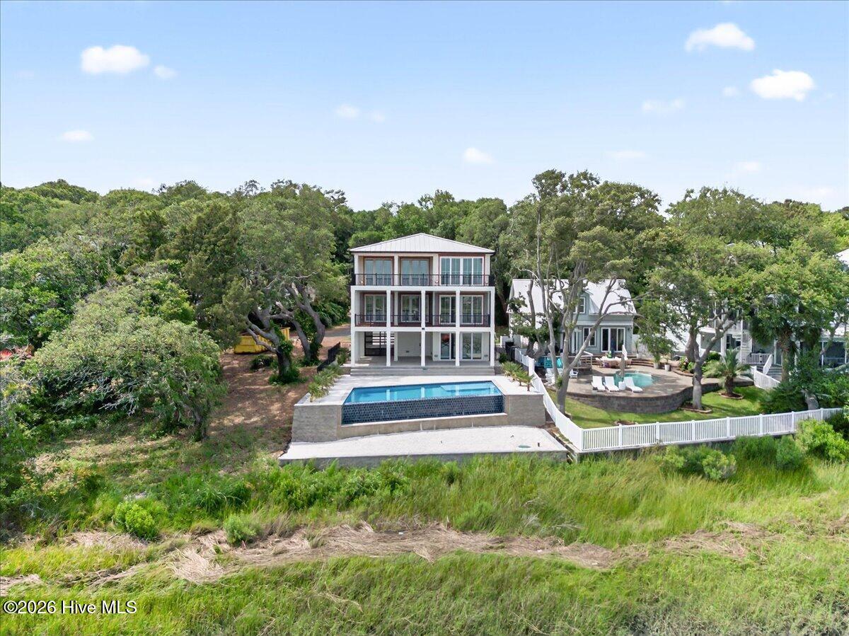 1711 Hemingway Drive SW