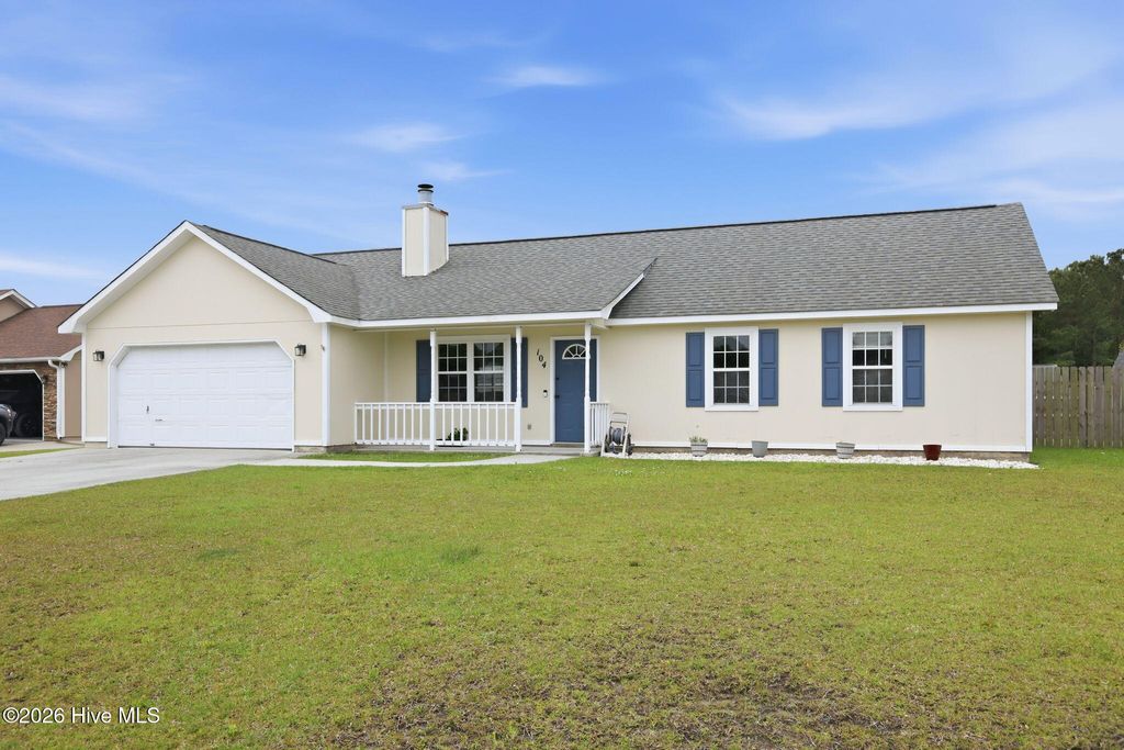 Photo of 104 Foxden Drive, Hubert, NC 28539 (MLS # 100570961)