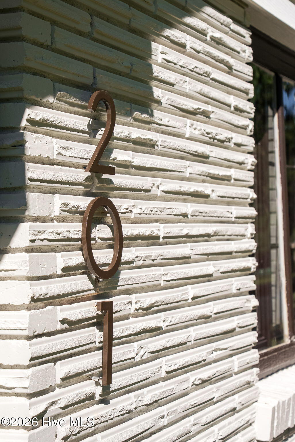 201 Dunbarton Circle SE