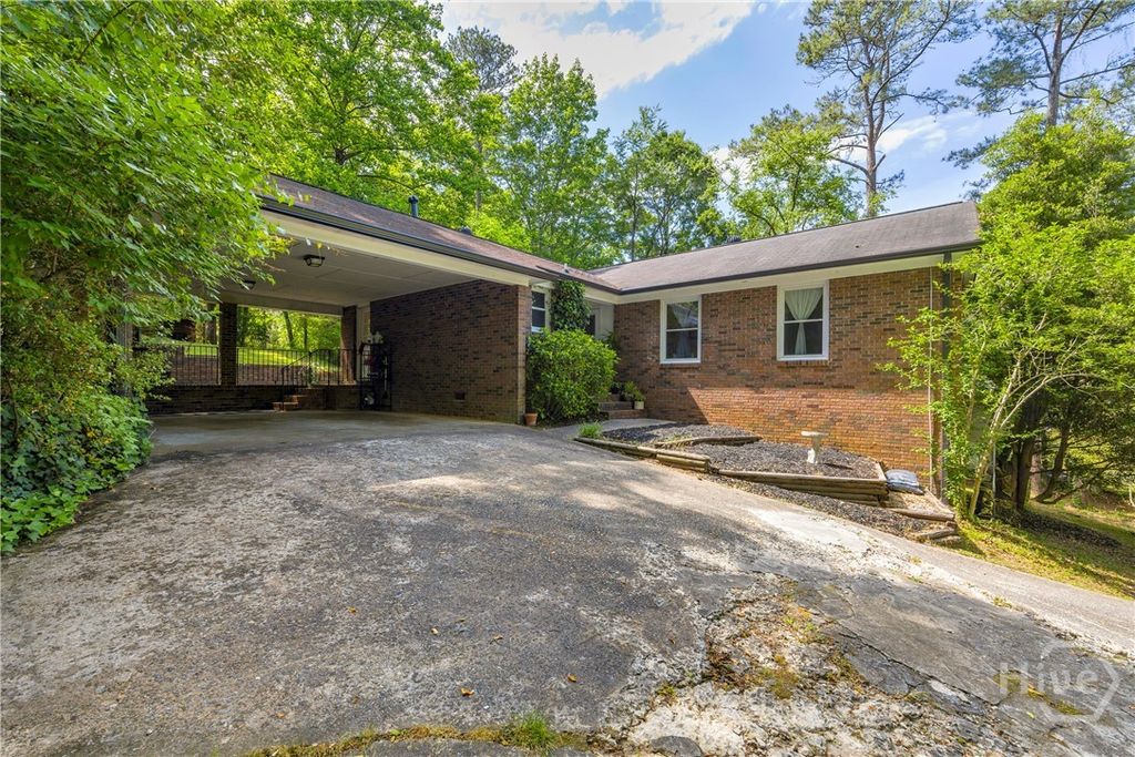Photo of 480 Somerset Drive, Athens, GA 30606 (MLS # CL355438)