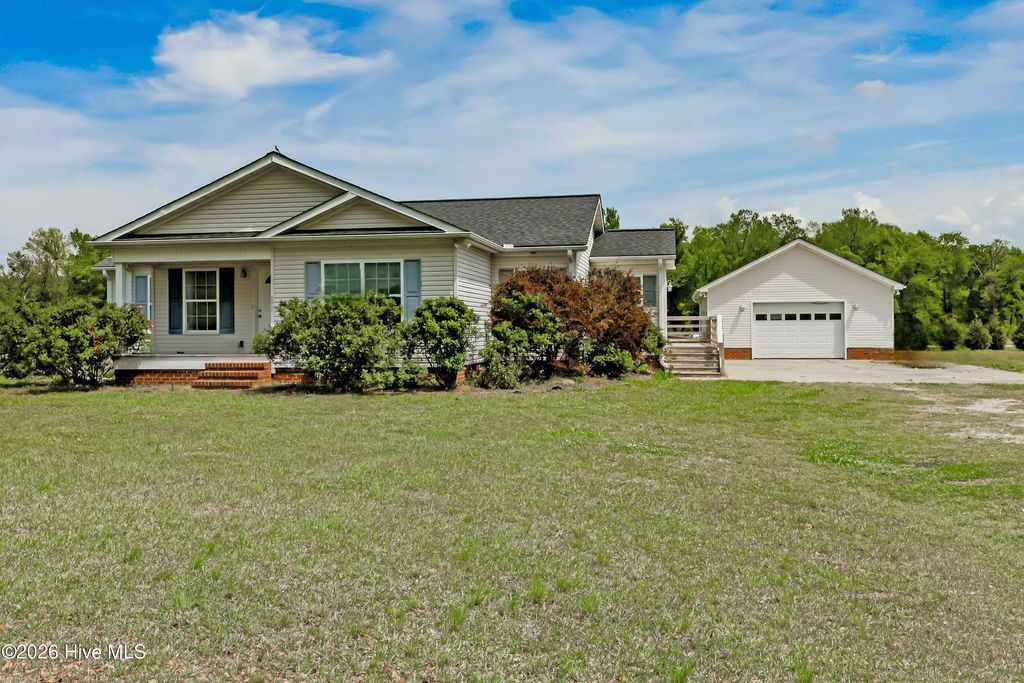 Photo of 1327 Old Chinquapin Road, Beulaville, NC 28518 (MLS # 100567359)